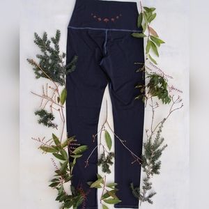 Purusha mushroom leggings